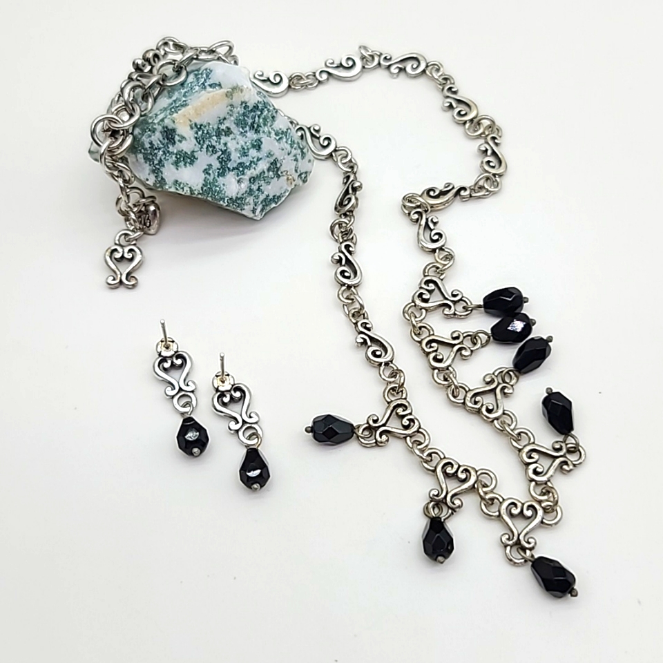Brighton Retired Vivaldi Victorian Revival Scrolled Beaded Neck Earrings 65$